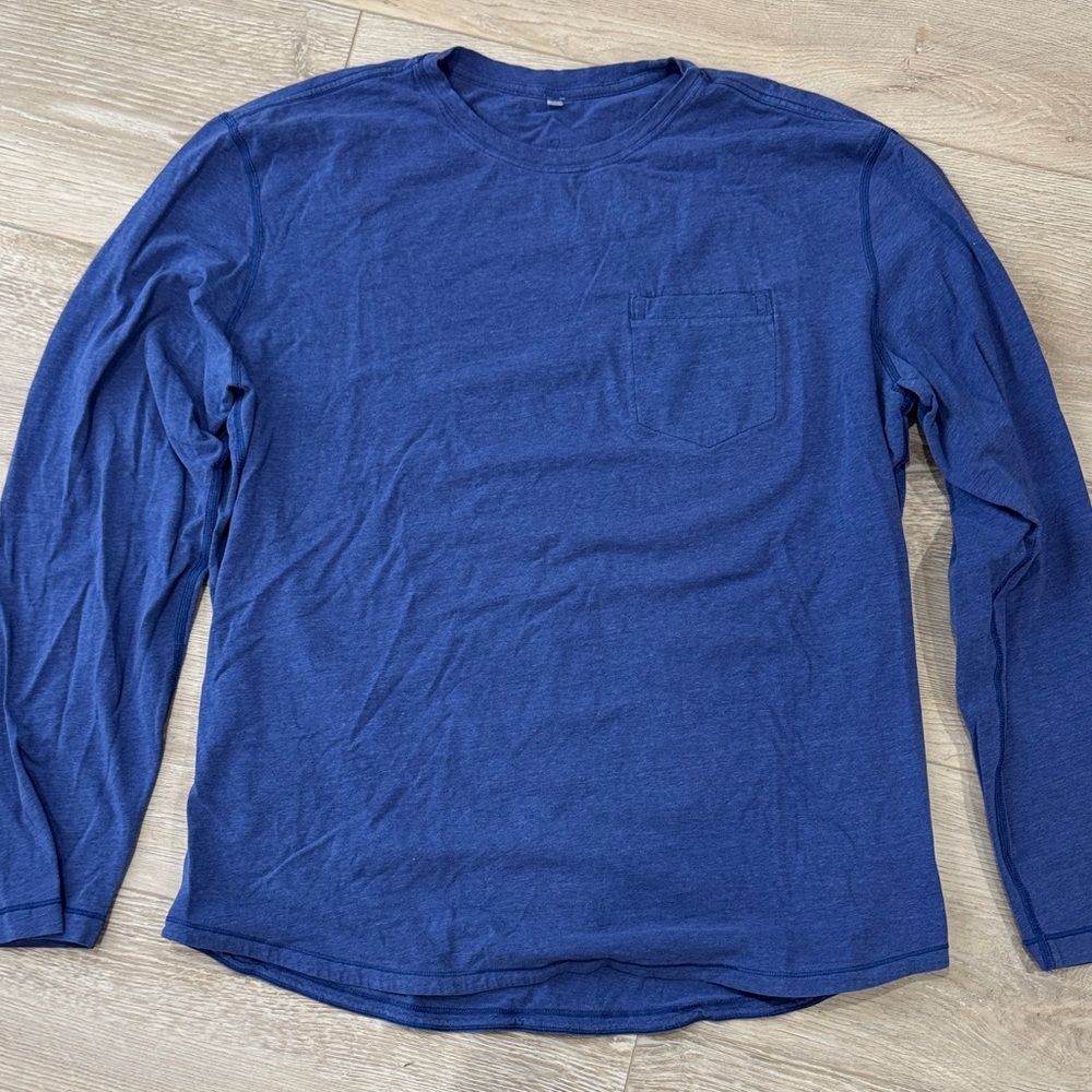 Men's Lululemon Long Sleeve Blue Tee XXL